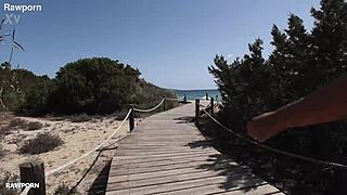 linda del sol shakes juicy ass at formentera dripping sex party