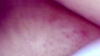 wanna see this fat pussy up close and dripping