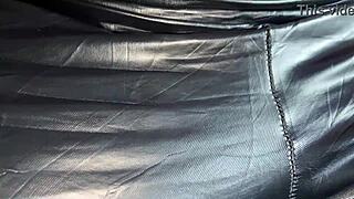 Full romance squirting with indian gf in oyo room—pussy fingering fucking hindi audio moans