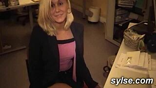 milf, flashing your toy outdoors turns you on?