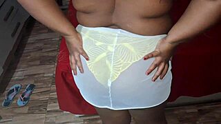 pastor fucks married ebony bbw creampie cumshot inside her fat pussy.