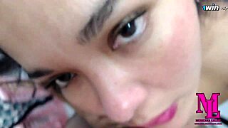 le mamo la verga a mi padrastro y se corre en mis tetas!