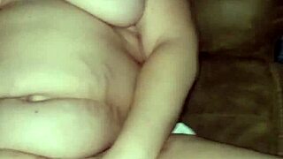 Milf Group Finger Banging Leads To Explosive Orgasm Bang!