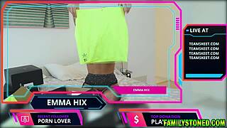 Blonde Stepdaughter Emma Hix Fingers Pussy Unboxing Fan Gifts Webcam