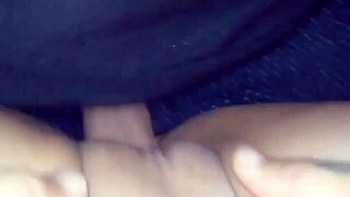 hey this sensual big ass milf wants fun tonight