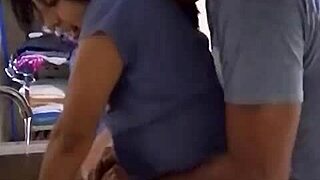 Chica Mexicana Amateur Cogida Lavando