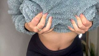 wanna see this sexy brazilian teen ride solo in bathroom?