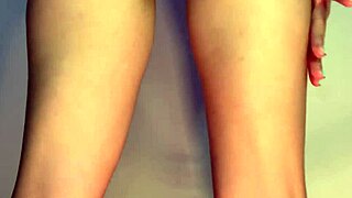 my young colombian gf fingers wet pussy till she cums