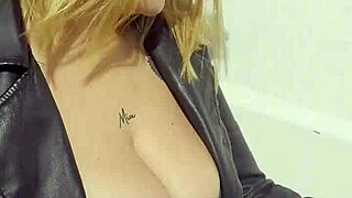 aussie babe big tits clit tease in crazy christmas hentai fantasy orgy