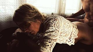 Amateur bitch begs deep homemade creampie fill