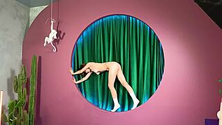 nude shaved beauty flashes erotic pussy in public outdoor reality broadcast