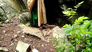 QUICK Jungle FUCK with Stepsis on Family Vacation!