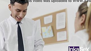 profe MILF enseña a amiga ARGENTINA a COGER con su cuerpo