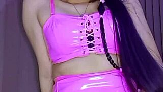 BEAUTIFUL 18 YEAR OLD GIRL masturbates sexy with dildo