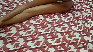 real sexo con mi vecina lesbiana curvy latina me folla pt1