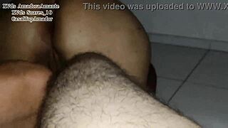 Corno fists wife's greedy ass as comedor unloads inside