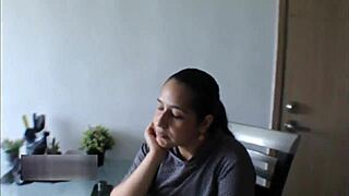 hermanastra paga silencio follando conmigo despues ser pillada. porno espanol con curvas!