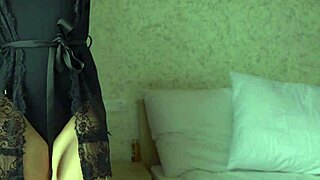 Hey stepmom's perfect body shakes in sexy lingerie tease 😍🍑🔥