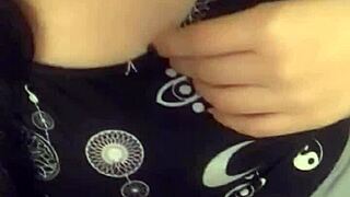 Arab desi babe flaunts her perfect curvy body everywhere