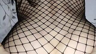 AMATEUR SEXWIFE TAKES 3 COCKS CLOSE UP ANAL POUNDING!!