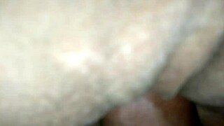 Pounding hot pussy in public car