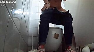 all my 2023 holiday public toilet squirts