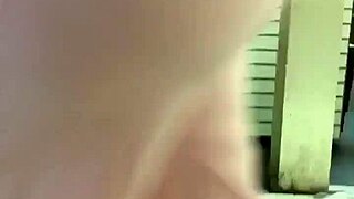 damn that mature milf's got a huge juicy ass