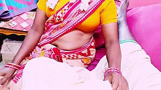 Grandpa's Saree Sex With Step-Granddaughter Features Dirty Telugu Talk