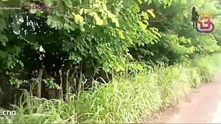 vagabunda casada transando com o personal trainer rola gigante na mata... uau que delicia!