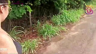 vagabunda casada transando com o personal trainer rola gigante na mata... uau que delicia!