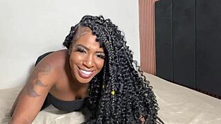 Wife flashes pussy to horny males