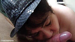 watch this petite amateur chienne get fucked rough