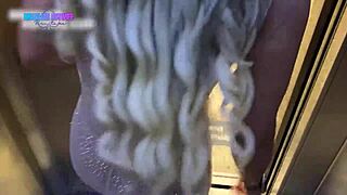 cuckold host makes wife squirt in booth