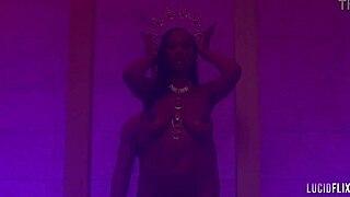 How does August Skye handle that big black cock ride?