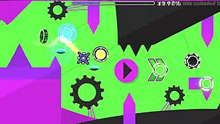 Acu Extreme Demon Level by Neigefeu in Geometry Dash Mastery