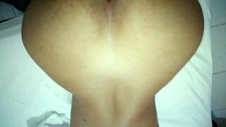 check out his massive jiggling buttocks