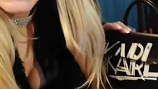 free teaser: dildoing to orgasm in london pub?