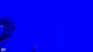 blacklight glows on those sexy feet for hot fetish toes!