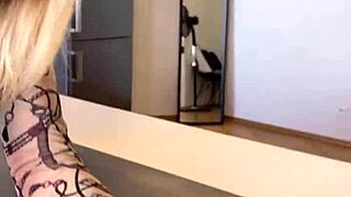 sophie van loo grey leggings heels kitchen