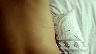 Homemade latina big ass amateur gives it up