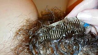 Super Hairy Underwater Pussy Closeup!