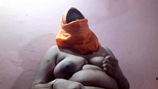 wanna see my little stepsis beg for hardcore pounding?