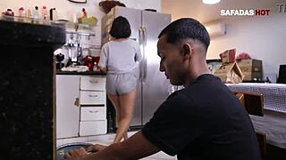 sucking off the delivery guy quick