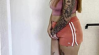 amateur housewife bathroom squirting huge ass cumshot fuck