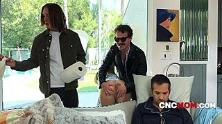 Freeuse Milfs Fuck Family During Wanksgiving Feast