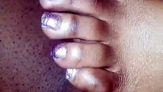 toes curl around throbbing dick footjob