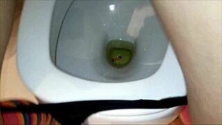 Pissing squirts and cum blasts!! 😩 Big ass brunette + ts buddy compilation 💦🍑🔥