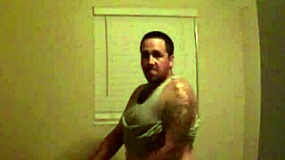 hey tourist, wanna get fucked hard on your vaca? chubby slut waits