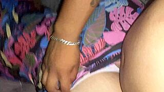 oh si dame mas duro bareback latina couple close up pounding