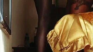 BIG ASS MILF TWERKS BATHROOM RIDING STEPSON'S BBC DEEPTHROAT SUCK